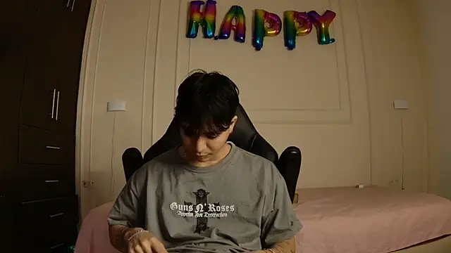 toji_luxxer Live XXX Chat