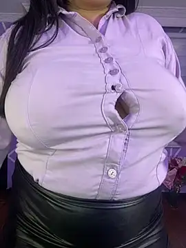 Živý XXX chat MiiaaJoness