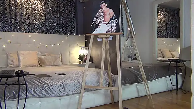 LadyValeriaXO 现场XXX聊天