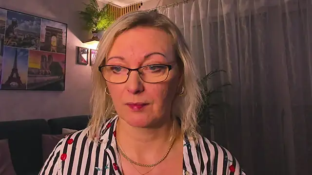 Chatroom XXX en direct de vanessa_chat