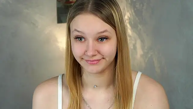 ElissaGlod's Live XXX Chat