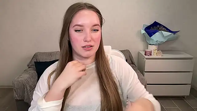 EvaMaddison Adlı Modelin Canlı XXX Sohbeti