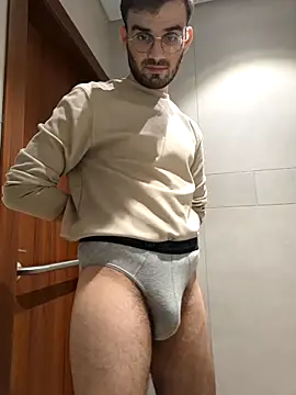 Men_use_me_for_pleasure Chat XXX live