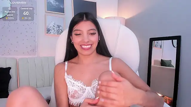 Chatroom XXX en direct de Tiffany_Low