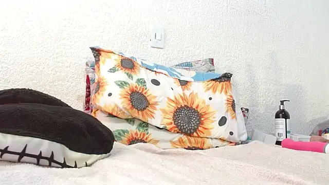 AntoneellaF Live XXX Chat