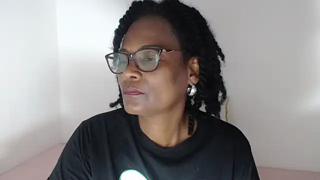 dana-black's Live XXX Chat