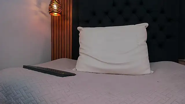 Hisoka_011 라이브 XXX 채팅