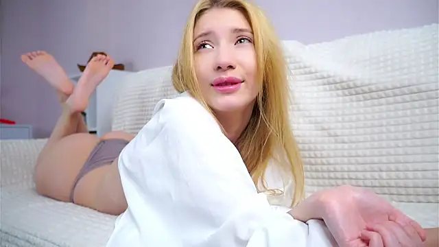 SunnivaCovil élő XXX-chatje