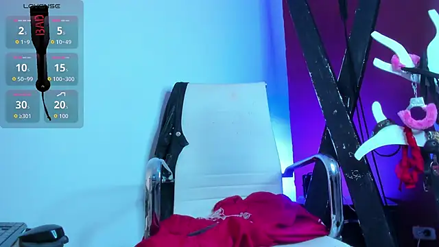 Alana_Jones_ Chat XXX in diretta