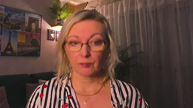 Chatroom XXX en direct de vanessa_chat