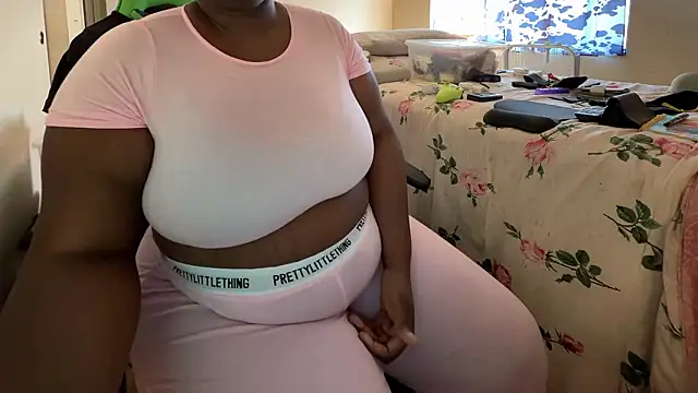 -Yagurlwest Live XXX Chat