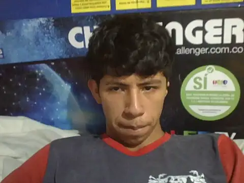 Carlos_Albert02 Adlı Modelin Canlı XXX Sohbeti