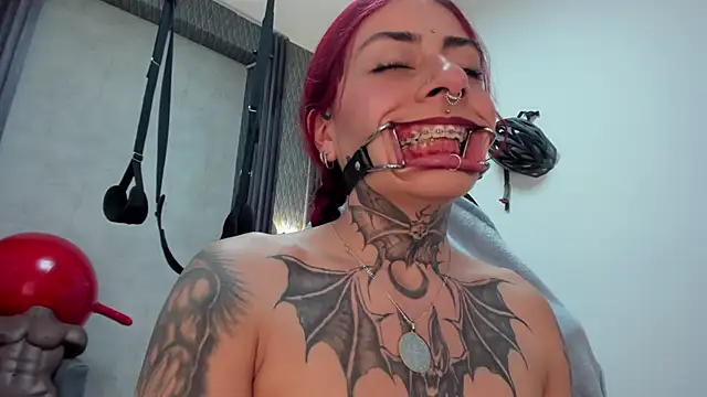 دردشة selene_red_ الجنسية المباشرة