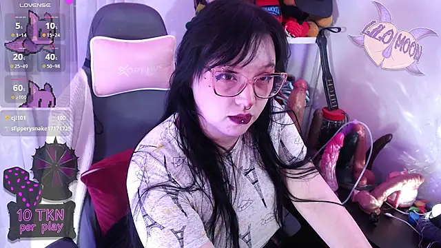 LiloMoon69 – Naživo XXX chat