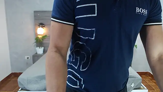 Loony_Zion Adlı Modelin Canlı XXX Sohbeti