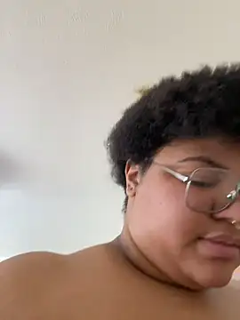 Ectorius élő XXX-chatje