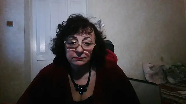 Julia54391 élő XXX-chatje