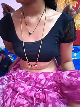 Rosely-rosely élő XXX-chatje