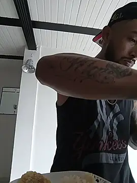 Kingbigcock23cm élő XXX-chatje