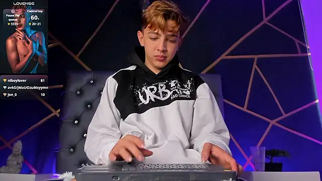 Lian_Miller1_ 라이브 XXX 채팅