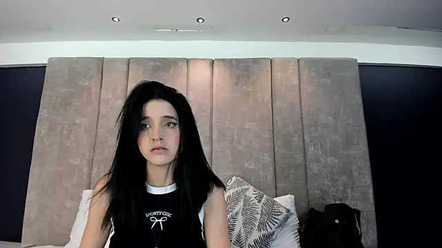 MeganR_ élő XXX-chatje