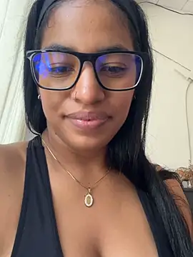 Vanessarios01 Chat XXX in diretta