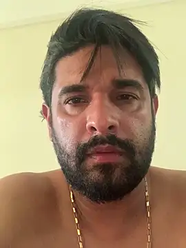 Phenrik1989 Adlı Modelin Canlı XXX Sohbeti