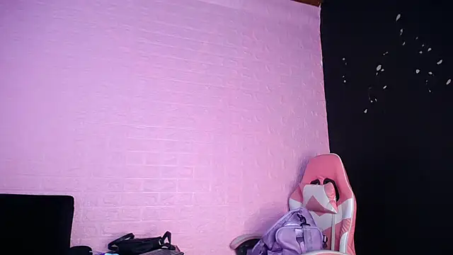 Dominic_Queen1126 – webcam-show