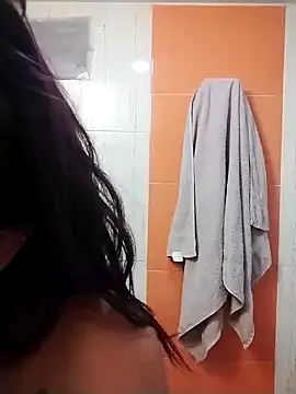 niiix_01 élő XXX-chatje