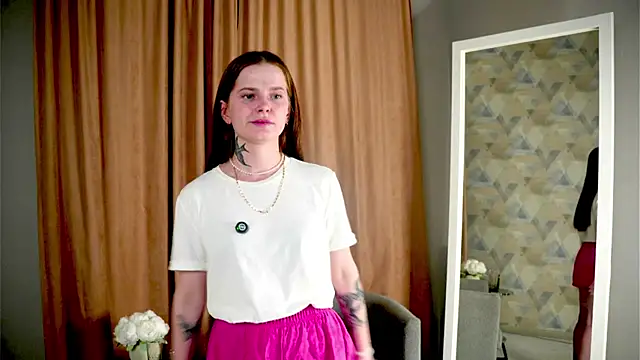 BeatrizSirak élő XXX-chatje