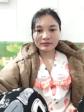 Hoaxinh5790 Adlı Modelin Canlı XXX Sohbeti