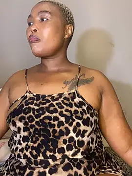 BADFATASS85 Chat XXX in diretta