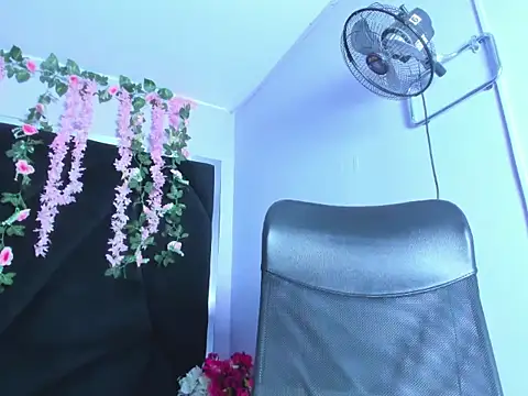 Živý XXX chat nicolfontana_