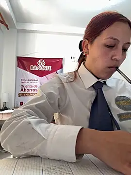 Emily-7_n Live XXX chat