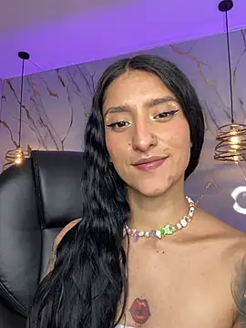 Scaarlettfox Chat XXX live