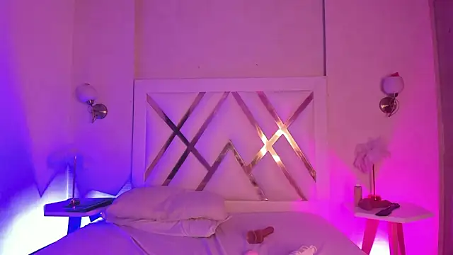 KattEngel লাইভ XXX চ্যাট