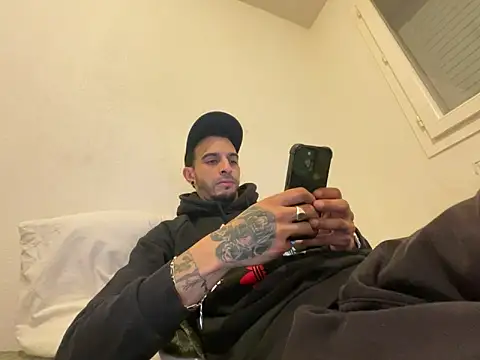 Rebeu313 라이브 XXX 채팅