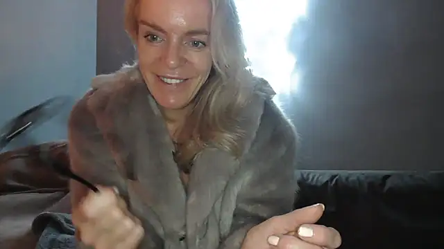 Show Webcam de LadyMissNipsnLips