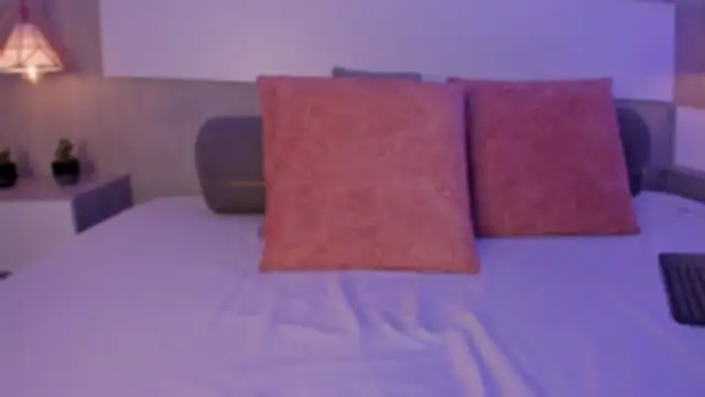 Chat +18 de Vittoria__rossi ao vivo