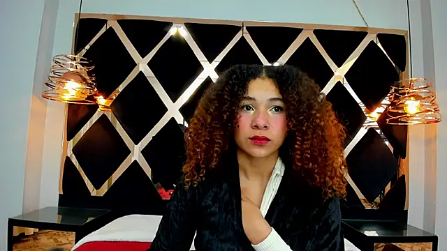 Chatroom XXX en direct de Mia_cartther