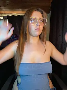 CoraVibes Chat XXX in diretta