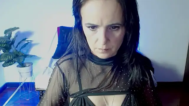 Juliana__lxのライブXXXチャット