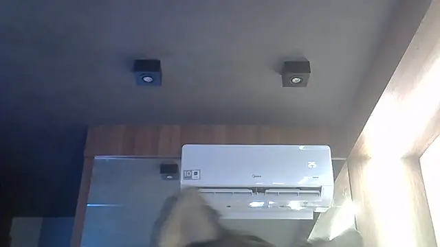 SkinnyKitten: онлайн-секс-чат