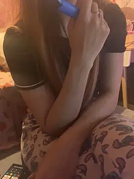 LaPetitechienne1 라이브 XXX 채팅