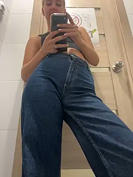 VanillaCakes Live XXX Chat