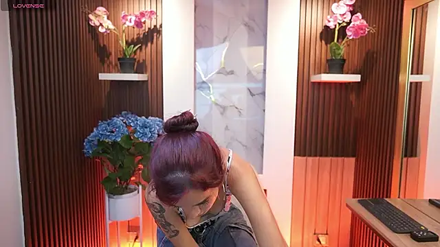 TessaaFoxのライブXXXチャット