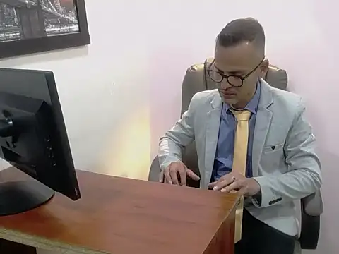 Chat +18 de Oswalldo__ ao vivo