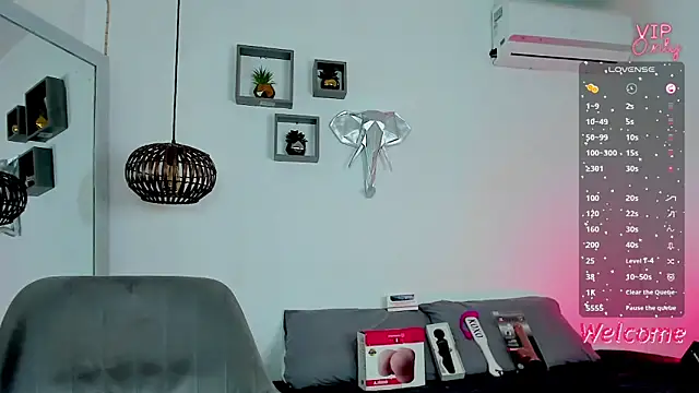 AmberAdams_ Live XXX-chat