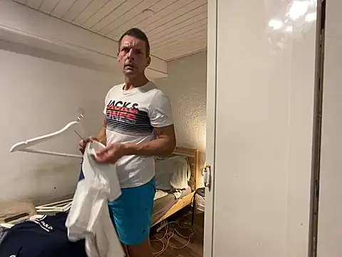 Goldmedall Chat XXX live