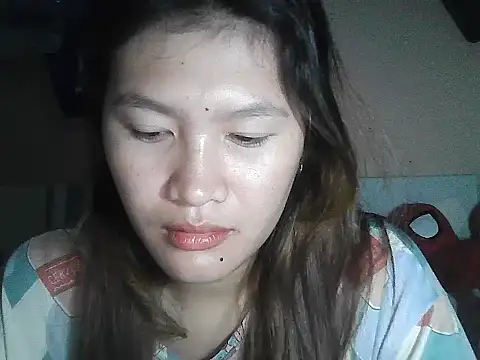 leamorena Adlı Modelin Canlı XXX Sohbeti